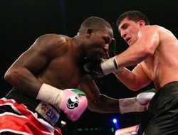 фото - Видео: лучшие моменты четвёртого боя Хука и Афолаби от vRINGe.com