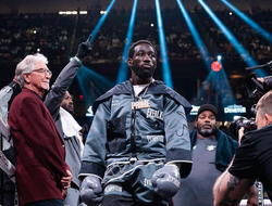 фото - Стало известно, почему у Кроуфорда отобрали чемпионский пояс 