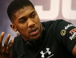 фото - Энтони Джошуа заманивает Владимира Кличко яркими огнями Лас-Вегаса