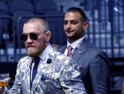 фото - Вести из соцсетей: мечтающий Нурмагомедов, пьющий Макгрегор и хвастливый Емельяненко