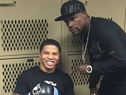 фото - Мейвезер нахваливает Джервонту: Его мастерство ещё лучше, чем его мощь