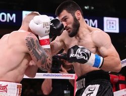 фото - Артур Бетербиев — Каллум Джонсон: видео лучших моментов от vRINGe.com