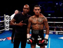 фото - Неудавшийся камбэк 55-летнего Найджела Бенна: боец повторно завершил карьеру