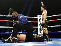 фото - Хосе Сепеда - Иван Баранчик. Фото судейских карт