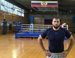 Эдди Херн обещал быстро продвигать супертяжа Меджидова. Но где же он?