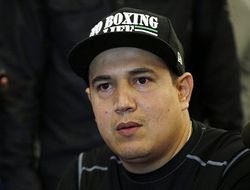 фото - Тренер Канело Альвареса хочет помочь Конору Макгрегору