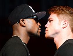 фото - Флойд Мэйуэзер: «Люди переоценивают Сауля Альвареса»