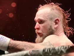 фото - Хелениус бросил европояс, заявив о желании драться за мировой титул