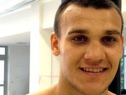 фото - Устинов и Власов добывают различные победы на другом конце света