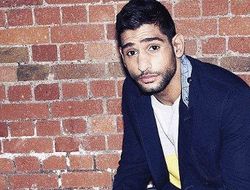 фото - Амир Хан задержится в боксе «ещё на пяток» боёв, не выступит до лета