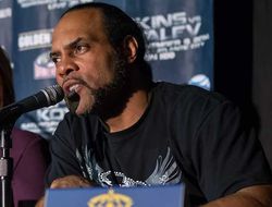 фото - Тренер Ковалёва: Рой Джонс и Джеймс Тони преподали бы Головкину урок