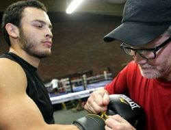 фото - Роуч жалуется на ленивого Чавеса, тот опровергает обвинения