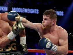 фото - У Геннадия Головкина после боя с Альваресом заканчивается контракт с НВО