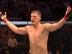 фото - Александр Волков и Тай Туиваса сразятся на UFC 293 — СМИ