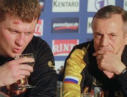 фото - Бывший тренер Поветкина не верит, что бой с Уайлдером отменят