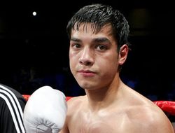 фото - Омара Фигероа произведут в чемпионы и выведут на Хуана Диаса?