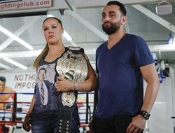 фото - Мать Ронды Роузи: Тренер моей дочери — идиот и мошенник