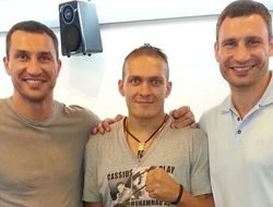 фото - Братья Кличко и Усик. В команде рассказали, какая у них связь
