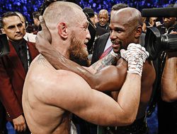 фото - Бой Мэйуэзер−Макгрегор побил рекорд по числу проданных платных трансляций