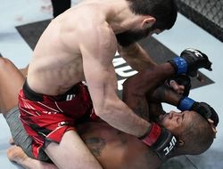 фото - Махачев доминирует благодаря допингу? Грин заподозрил неладное