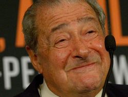 фото - Арум: В команде Альвареса ждут, пока Головкин проиграет или состарится