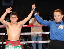 фото - Telemundo: Куриэль перебил Гуарнероса и завладел региональным титулом