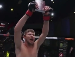 фото - Окровавленный Митчелл с Библией после боя — перебор или ещё нет? Мнение Уайта