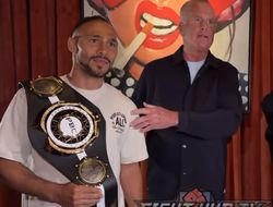 фото - Понеслась? В PBC показали свой пояс. Пока что он сувенирный