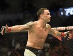 UFC: Фрэнки Эдгар вновь победил Каба Суонсона