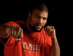 фото - Куинтон Джексон против Джоуи Бельтрана на Bellator 108