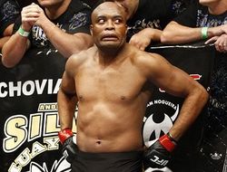 фото - Хирург-ортопед UFC: «Силва постоянно спрашивает, когда вновь сможет тренироваться»