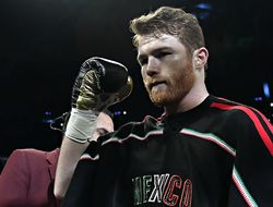 фото - Канело Альварес добился большего чем Кроуфорд, сейчас он лучший — Эдди Рейносо