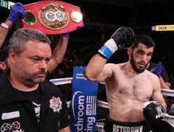 фото - Бетербиеву не придётся драться в Китае или освобождать титул: детали