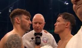 Вуд уверенно побил Уоррингтона в поединке-реванше: видео