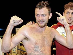 фото - Энди Ли отбоксирует на разогреве у Хэя и Фьюри