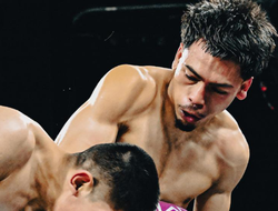 фото - Экс-чемпион Лео уверенно прошёл экс-претендента Баэса