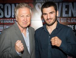 фото - Бетербиев ушёл от Мишеля — теперь официально