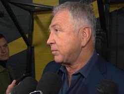 фото - Адонис Стивенсон и Элейдер Альварес не будут драться в 2017-м