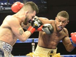 фото - Уилли Монро справился с Брайаном Вера