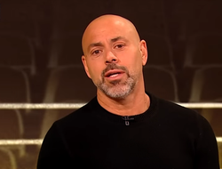 фото - «Если ставите свой дом, то выбирайте…» Реванш Усик–Дюбуа глазами тренера Хэя