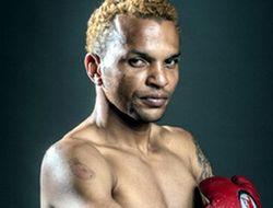 фото - Руэнроэнг лучше Гонсалеса и Эстрады — промоутер