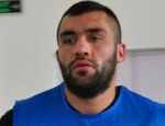 Турецкий супертяж Али домучил пожилого Спротта до победы техническим нокаутом