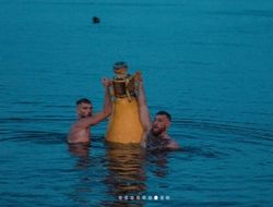 фото - Вести из соцсетей: Макгрегор потушил буй, Усик показал своего пса-убийцу