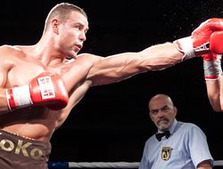 фото - Юрген Брёмер подерётся с «Коко» Конрадом