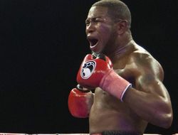 фото - Камбэк экс-чемпиона: Дортикос нокаутировал Брайана — видео