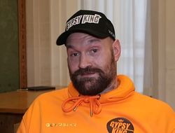 фото - Тайсон Фьюри сначала послал Усика, а потом оценил его мощь