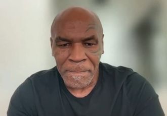 Майк Тайсон травмирован, бой с Мейвезером сорван? Заявление легенды