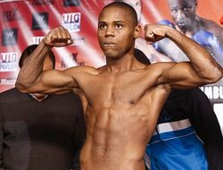 фото - Хавьер Фортуна против Джейсона Соса: июнь, Китай