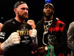 фото - Санта Крус, Марес, Дэвис, Расселл: СМИ — об андеркарде у Уайлдера и Фьюри  