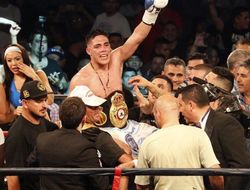 фото - «Обычный» чемпион WBA Кастаньо хочет встретиться с победителем боя Лара−Хёрд